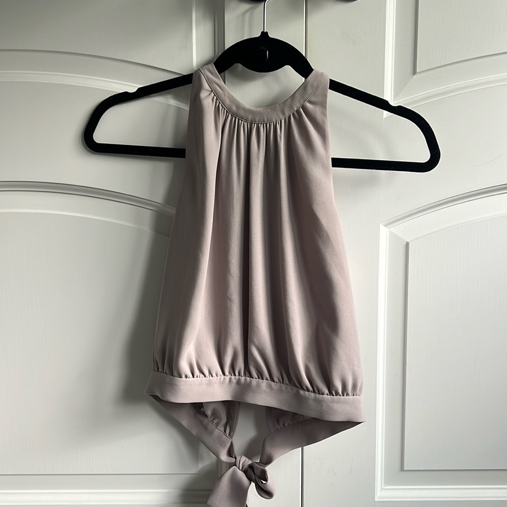 Open back Aritzia halter top size xs